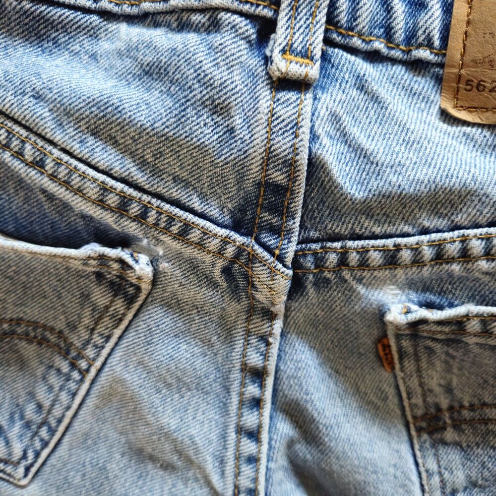 Vintage Levi’s Jeans 562 Loose Fit Student 27 X 28 Actual 24 X 28 Orange Tab USA - Picture 16 of 16